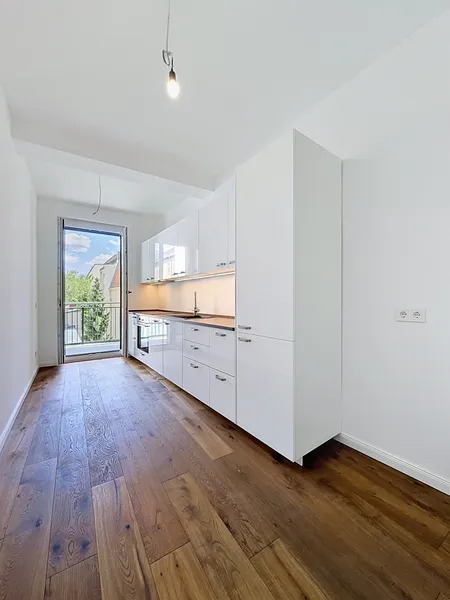 Sofort einziehen: Bezugsfreie 2 Zimmer Wohnung mit Einbauküche und Aufzug | Erstbezug — photo 1